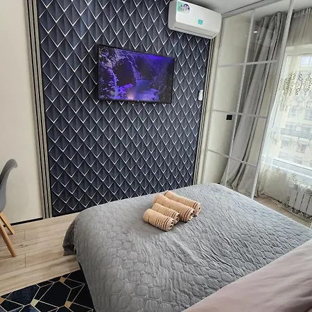 Апартаменты В Жк Meridian Apartments Almaty Exterior photo