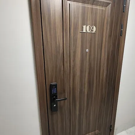Апартаменты В Жк Meridian Apartments Almaty Exterior photo
